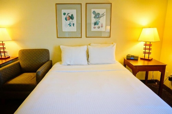 Larkspur Landing Pleasanton - An All-Suite Hotel image 11